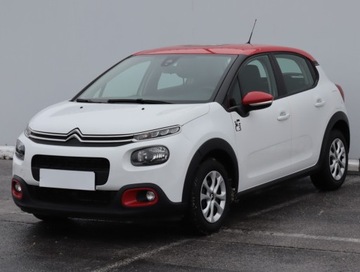 Citroen C3 III Hatchback 1.2 PureTech 82KM 2018 Citroen C3 1.2 PureTech, Klima, Klimatronic, zdjęcie 1