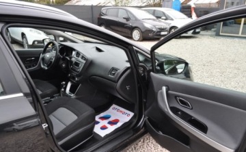 Kia Ceed II Kombi 1.6 GDI 135KM 2013 Kia Ceed 1.6 Benzyna Klimatyzacja 1.6 Benzyna 135KM, zdjęcie 13