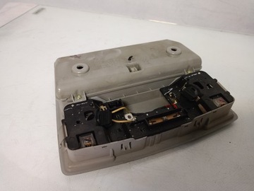 LAMPA OSVĚTLENÍ KABINY POLSTROVÁNÍ OE MAZDA V 5 CR19