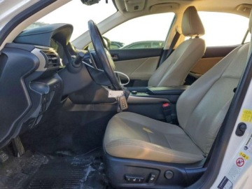 Lexus IS III 2018 Lexus IS 300 2018 3.5 Benzyna 260KM, zdjęcie 7