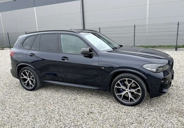 BMW X5 G05 2022 BMW X5 4x4 X5 3.0 D 265 KM 2022 75.000 km 7 OSOB Warszawa 3.0