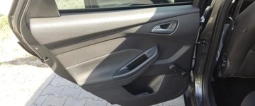 Ford Focus III Kombi Facelifting 1.0 EcoBoost 125KM 2016 Ford Focus navi , ladny , zadbany,nowy rozrzad w aso ford,bezwypadek 125KM, zdjęcie 24