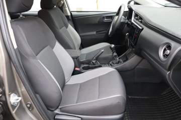 Toyota Auris II Hatchback 5d Facelifting 1.33 Dual VVT-i 99KM 2017 Toyota Auris 1.3 Dual VVT-i, Salon Polska, zdjęcie 8