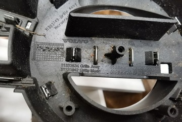 MASKA MŘÍŽKA VOLVO V60 S60 13- FACELIFT 31333834