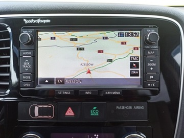 Mitsubishi Outlander III 2014 Mitsubishi Outlander Hybryda Plug-in + LPG, zdjęcie 23