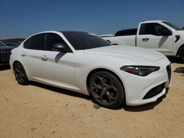 Alfa Romeo Giulia II Sedan Facelifting 2.0 Turbo 280KM 2020 Alfa Romeo Giulia TI 2020 2.0l 2.0 Benzyna 280KM, zdjęcie 4