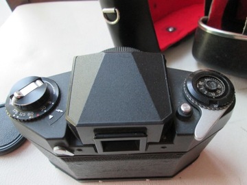 Камера Exa 1c С ТЕССАР