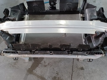 AUDI Q8 Q7 3.0 TFSI PAS PRZEDNI CHŁODNICE 8W0.121.003.D