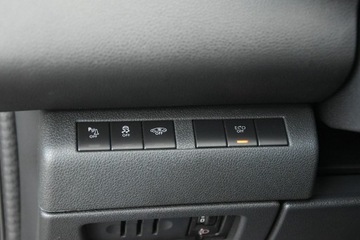 Peugeot 5008 I Minivan Facelifting 2.0 HDi 150KM 2015 Peugeot 5008 2.0HDi 150KM Manual 2015r. Salon 7os., zdjęcie 26