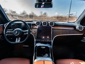 Mercedes GLC C254/X254 Coupe 2.0 300 258KM 2025 GLC Coupe 300 4-Matic AMG Line 2.0 (258KM) 2025, zdjęcie 7