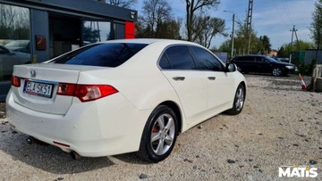 Honda Accord VIII Sedan 2.0 VTEC 156KM 2011 Honda Accord 2.0 benz manual climatronic 2xPDC..., zdjęcie 22