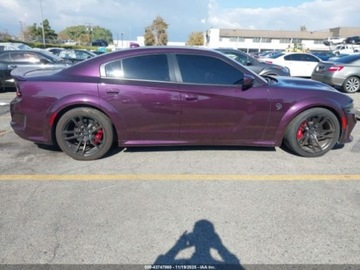 Dodge Charger VII 6.2 V8 717KM 2022 Dodge Charger srt hellcat widebody, 2022r., 6.2L 6.2 Benzyna 717KM, zdjęcie 4