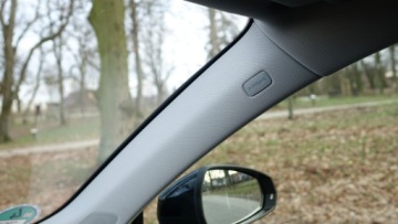 Audi A3 8V Hatchback 3d 1.2 TFSI 105KM 2014 AUDI A3 . . . Serwisowany . . 7 x AIR BAG . . Grzane Fotele . ., zdjęcie 4