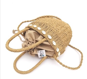 Сумка-корзина из рафии с ракушками