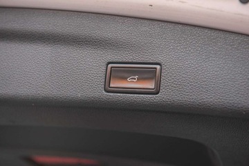 Volkswagen Sharan II Van 2.0 TDI-CR BMT 140KM 2012 VW Sharan 2.0 TDI CR 140PS 7-os Navi Xenon LED bdb Stan Polecam Gwarancja!, zdjęcie 24