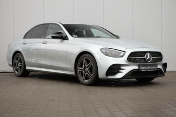 Mercedes Klasa E W213 2021 Mercedes-Benz Klasa E 2.0 Diesel 200KM, zdjęcie 3