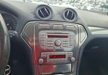 Ford Mondeo IV Sedan 2.0 Duratorq TDCi DPF 140KM 2008 Ford Mondeo 2.0 Diesel 140 KM 2.0 Diesel 140KM, zdjęcie 7