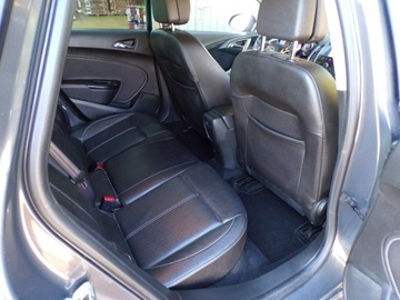 Opel Astra J GTC 1.4 Turbo ECOTEC 140KM 2014 Opel Astra FUUL OPCJA COSMO I WŁAŚĆ 2014R, zdjęcie 37