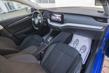 Skoda Octavia IV Liftback 1.5 TSI EVO 150KM 2023 Škoda Octavia Skoda Octavia LEDY / Kamera Cofania, zdjęcie 26