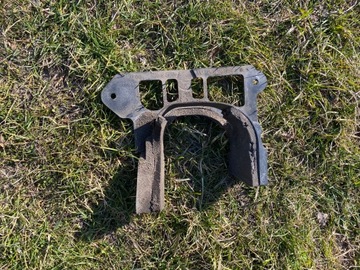 OSŁONA PÓŁOSI PRAWA AUDI A6 C7 A7 4G0863190