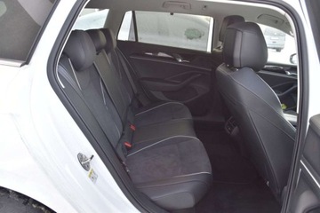 Volkswagen Passat B8 Variant Facelifting 2.0 TDI SCR 150KM 2025 Volkswagen Passat 2.0TDI DSG Elegance HAK IQ.Drive 17 Masaz Biala Perla VA, zdjęcie 27