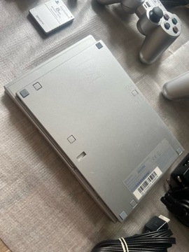 КОНСОЛЬ PLAYSTATION 2 PS2 2 ПАДА КАРТА ПАМЯТИ КАМЕРА