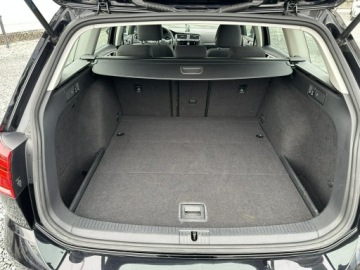 Volkswagen Golf VII Variant Facelifting 1.6 TDI-CR DPF BMT 115KM 2018 Volkswagen Golf Variant 1.6 TDI DSG Comfortline, zdjęcie 32
