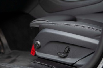 Mercedes GLC C253 SUV Facelifting 2.0 200d 163KM 2019 Mercedes-Benz GLC 200d 4Matic Salon PL 79 000 km Autotrade 2.0 Diesel, zdjęcie 18