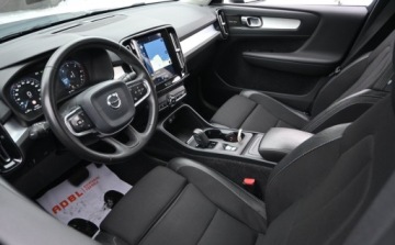 Volvo XC40 Crossover 2.0 D3 150KM 2020 Volvo XC 40 2,0 D 150 KM Geartronic Nawigacja Kamera HARMAN 2.0 Diesel, zdjęcie 17