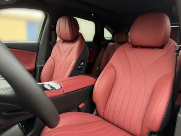 Omoda 9 1.5 T-GDI 537KM 2025 Omoda 9 Omoda 9 EXCLUSIVE Ink black czerwony srodek wyprzedaz rocznika 2025, zdjęcie 10