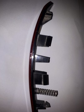 ОТРАЖАТЕЛЬ ЗАДНЕГО БАМПЕРА AUDI A6 C8 ЛЕВЫЙ