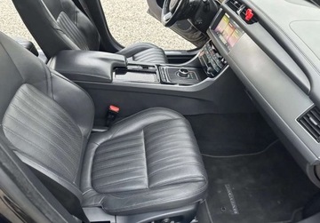 Jaguar XF II Sportbrake 3.0 TDV6 300KM 2018 Jaguar XF XF 3.0 D 300 KM 2018r Warszawa 3.0 Diesel 300KM, zdjęcie 6