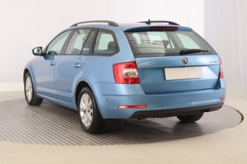 Skoda Octavia III Kombi Facelifting 1.4 TSI 150KM 2018 Skoda Octavia 1.4 TSI, Salon Polska, zdjęcie 3
