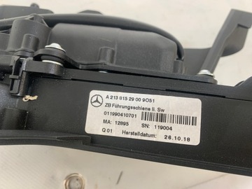 MERCEDES E TŘÍDA W213 KOMBI VODÍTKO ROLETA KUFRU LEVÝ ORIGINÁLNÍ