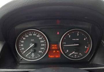 BMW X1 E84 Crossover xDrive20d 177KM 2011 BMW X1 2.0D Xdrive 177KM BIXenon Automat Klimatroni Tempomat Oplaty Gwaran, zdjęcie 31