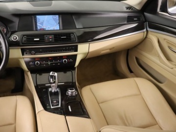 BMW Seria 5 F10-F11 2011 BMW 5 520d, Automat, Navi, Klima, Klimatronic, zdjęcie 7