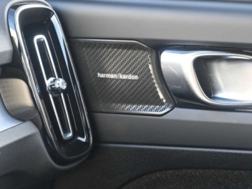 Volvo XC40 2026 VOLVO XC40 B4 Plus Dark Suv 2.0 (211KM) 2026, zdjęcie 14