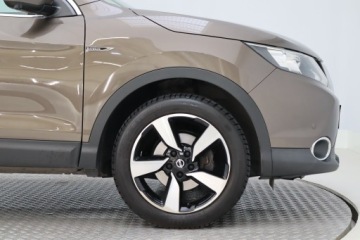 Nissan Qashqai II Crossover 1.2 DIG-T 115KM 2016 Nissan Qashqai 1.2 DIG-T, Salon Polska, zdjęcie 14