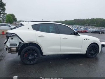 Maserati Levante 2022 Maserati Levante GT 2022 3.0l 3.0 Benzyna 345KM, zdjęcie 6