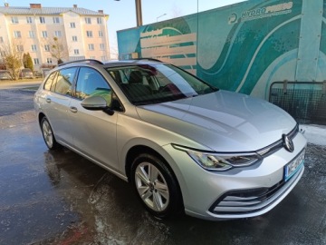 Volkswagen Golf VIII Variant 1.5 TSI 150KM 2022 VOLKSWAGEN GOLF VIII 1.5 Salon PL 150KM rok 2022 Serwis JAK NOWY, zdjęcie 12