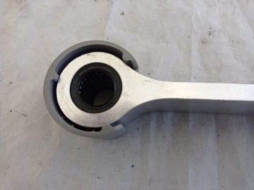 КРЕПЛЕНИЕ АМОРТИЗАТОРА КОРОМЫСЛА BMW K1200