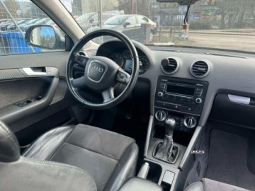 Audi A3 8P Hatchback 3d 2.0 TDI PD 140KM 2008 Audi A3 Sportback Audi A3 Sportback 2,0 Diesel Bogate Wyposazenie Hak Zami, zdjęcie 6
