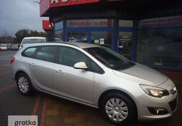 Opel Astra J Sports Tourer Facelifting 1.6 CDTI ecoFLEX 110KM 2015 Opel Astra Opel Astra J ASTRA 1.6 Diesel 110KM, zdjęcie 4