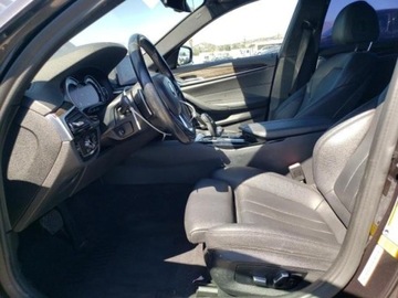 BMW Seria 5 G30-G31 2019 BMW Seria 5 BMW 530i Sedan, od ubezpieczalni 2.0 Benzyna 248KM, zdjęcie 8