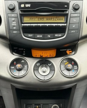 Toyota RAV4 III MPV Facelifting 2.0 Valvematic 158KM 2011 Toyota RAV4 Automat, 4x4, salon Polska, serwis ASO do konca 2.0 Benzyna, zdjęcie 6