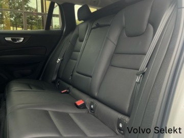 Volvo V60 II  Kombi Facelifting 2.0 B4 197KM 2023 Volvo V60 Promocja Kredyt 4,99% Leasing od 107% Vo, zdjęcie 16