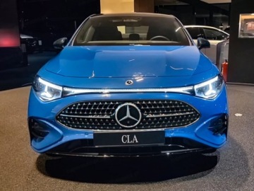 Mercedes CLA C118/X118 2025 MERCEDES-BENZ CLA 200 AMG Line Sedan 1.5 (163KM) 2025, zdjęcie 1