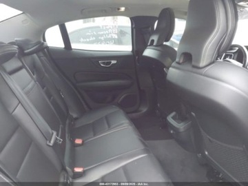 Volvo S60 III Sedan 2.0 T5 250KM 2020 Volvo S60 S60 t5 momentum 2.0 Benzyna 250KM, zdjęcie 11