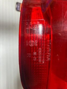 LAMAL ZADNÍ PRAVÁ TOYOTA HILUX VII 7 PRAVÝ