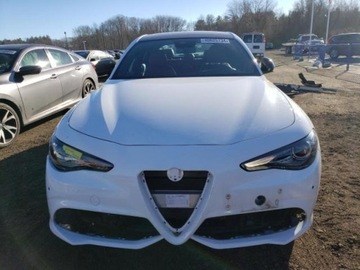 Alfa Romeo Giulia II Sedan Facelifting 2.0 Turbo 280KM 2020 Alfa Romeo Giulia ti, 2020r., 4x4, 2.0L, zdjęcie 4